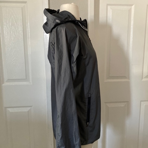 NIKE WINDBREAKER WOMEN SIZE SMALL - Picture 5 of 8